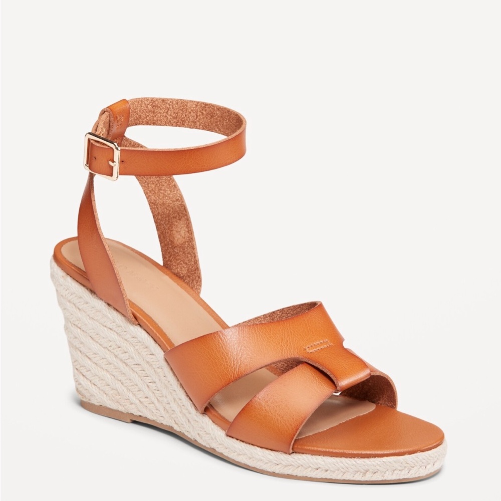 NWT Women's Cognac Brown Wedge Sandals